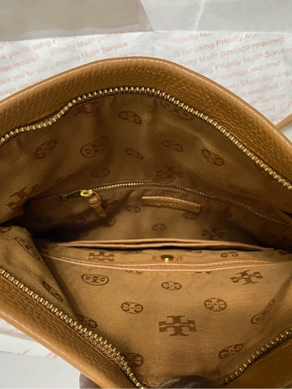 Tory Burch Tan Pebble  Foldover Crossbody Shoulder Clutch Purse Soft Leather